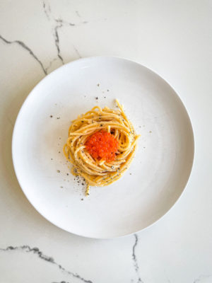Spaghetti Carbonara mit geräucherter Forelle